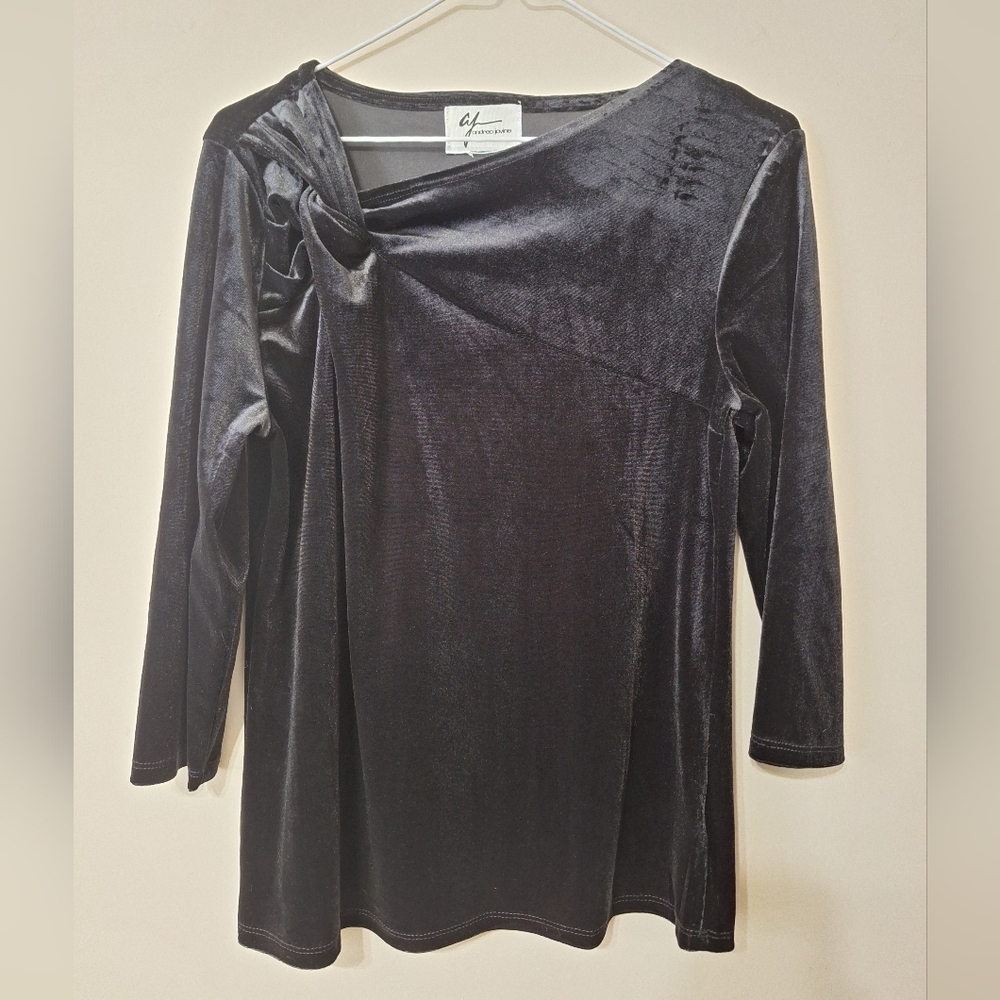 Andrea Jovine S/Mblack velvet 3/4 sleeve Asymmetrical knot neck blouse